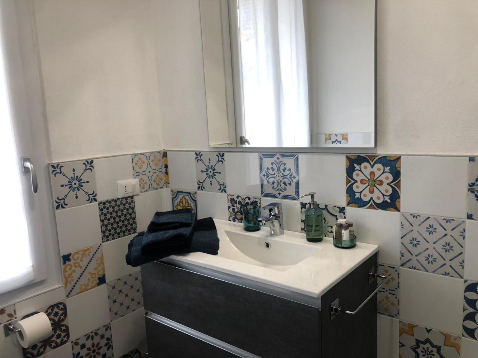 L' Appartamento Del Borgo - Parcheggio Riservato Pavia Kültér fotó